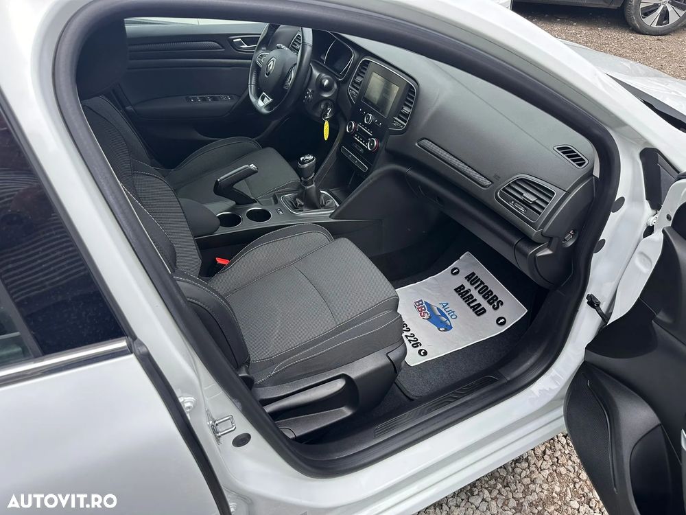 Renault Megane BLUE dCi 115 BUSINESS EDITION - 8