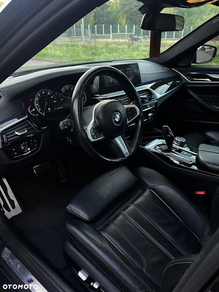 BMW Seria 5 530i M Sport sport - 13