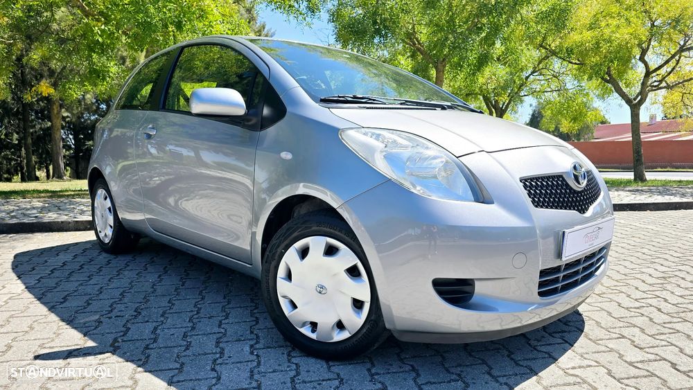 Toyota Yaris 1.0 VVT-i AC Manual - 9