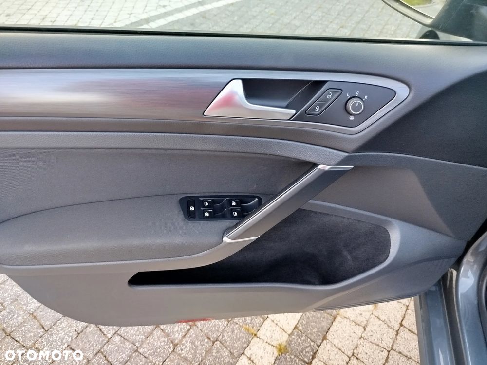 Volkswagen Golf 1.6 TDI (BlueMotion Technology) Comfortline - 29