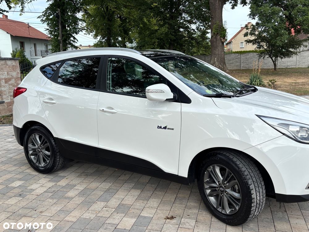 Hyundai ix35 1.7 CRDi 2WD blue Finale Gold - 13