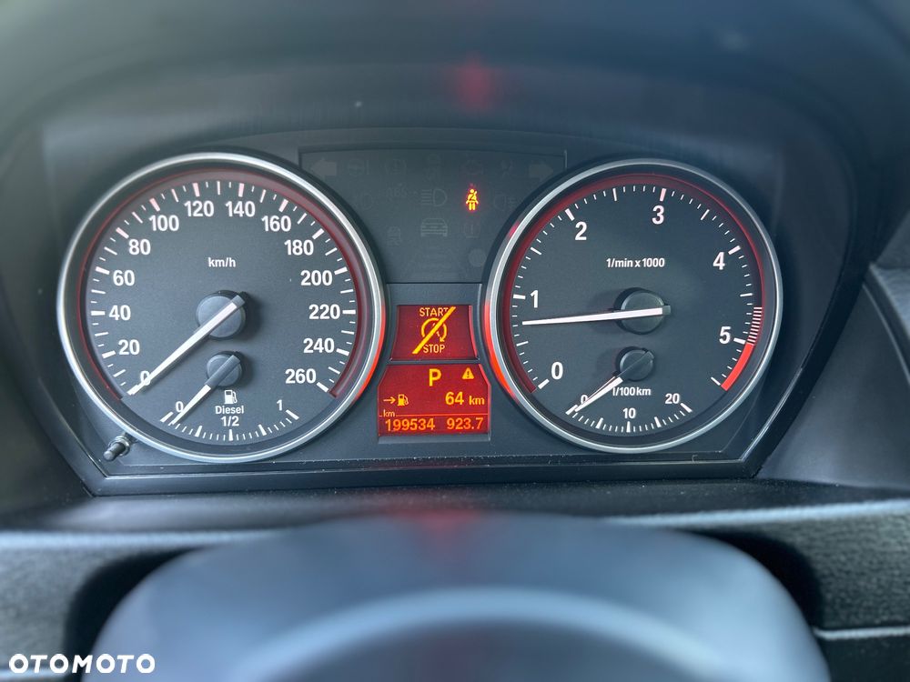 BMW X1 - 18
