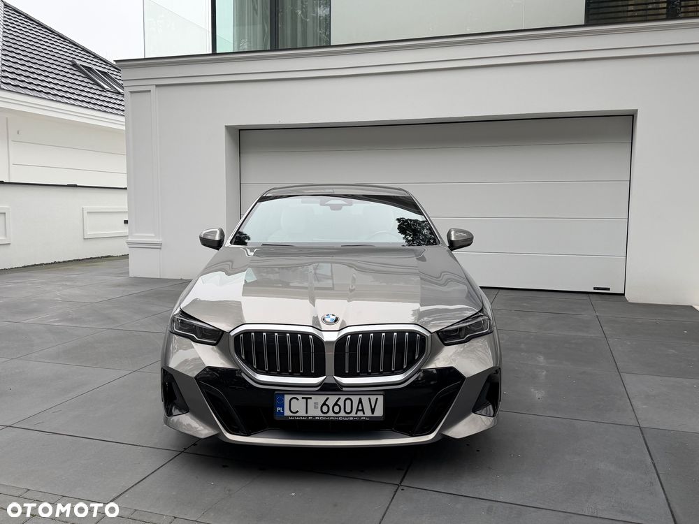 BMW Seria 5 520d xDrive mHEV - 4