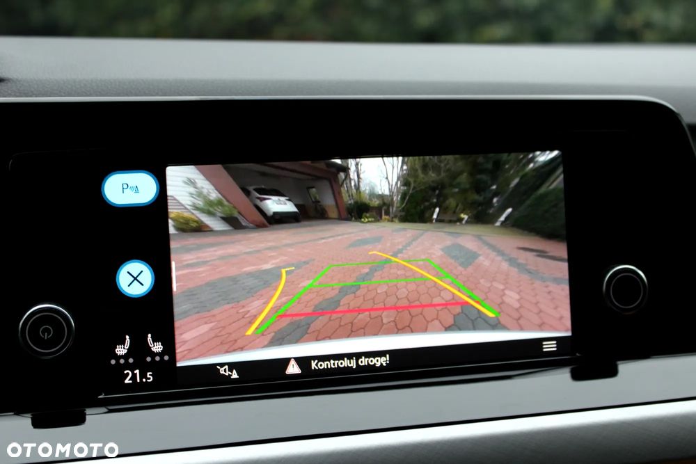 Volkswagen Golf VIII 1.5 TSI EVO Life - 11