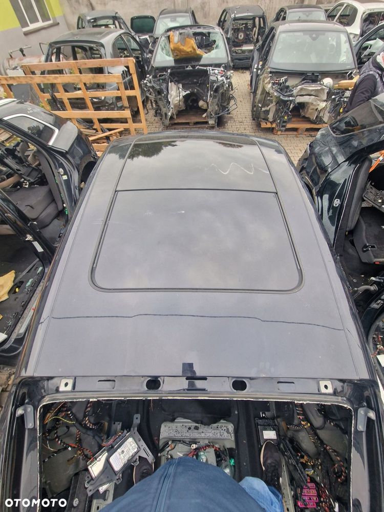 karoseria porsche macan - 9