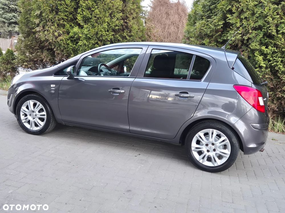 Opel Corsa 1.4 16V Satellite - 8