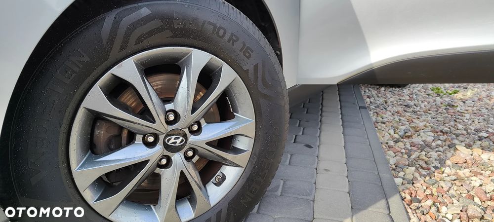 Hyundai ix35 - 25