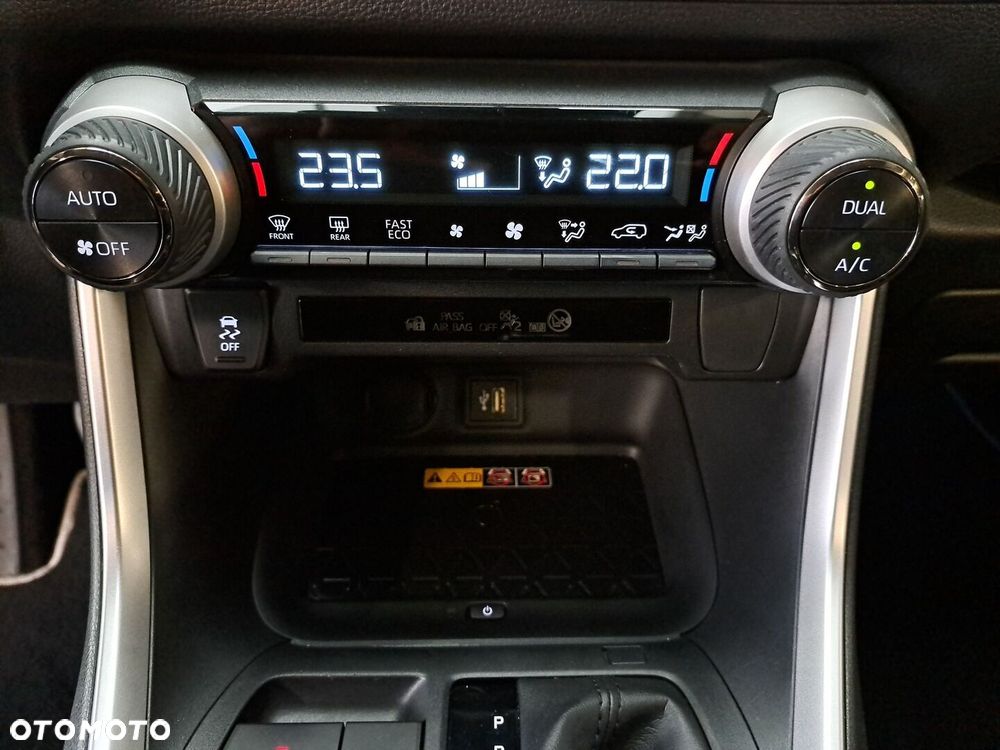 Toyota RAV4 - 25