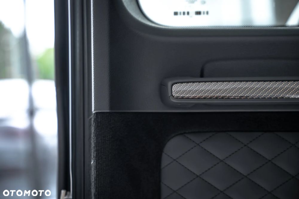 Mercedes-Benz Klasa G AMG 63 AMG Speedshift 9G-TRONIC AMG Grand Edition - 35