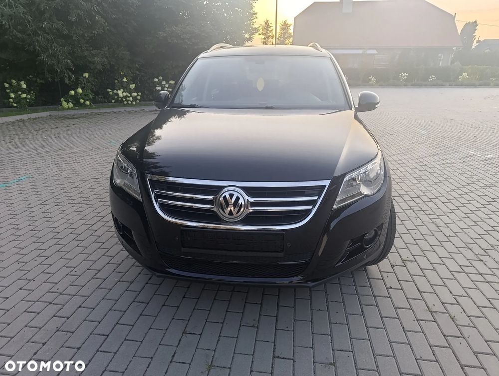 Volkswagen Tiguan - 2