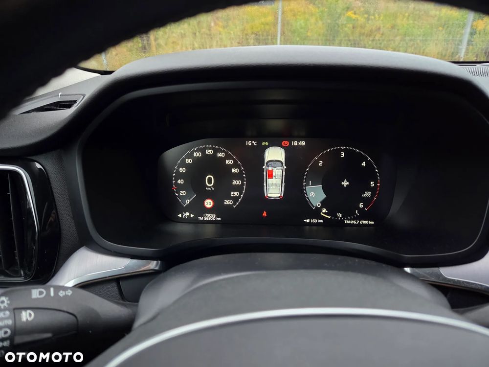 Volvo V60 D3 Momentum Pro - 10