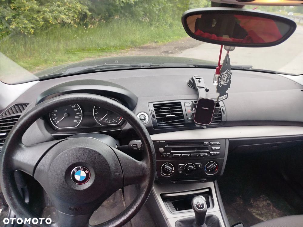 BMW Seria 1 118i - 13