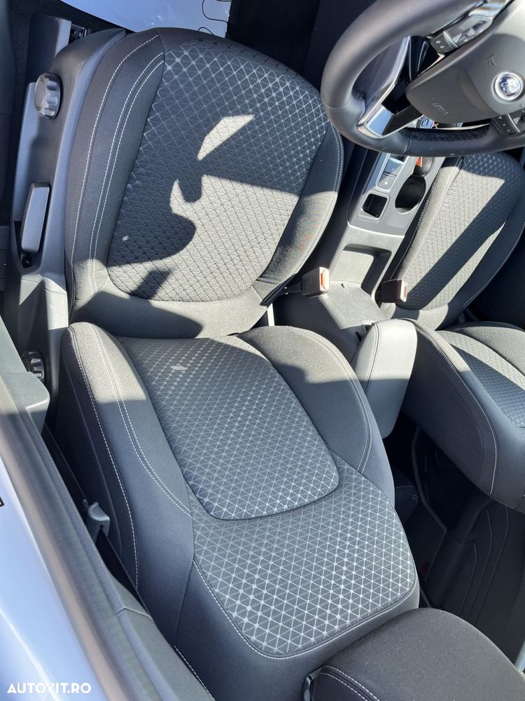 Ford Kuga - 14
