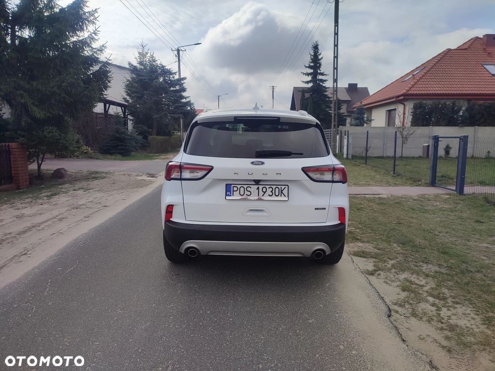 Ford Kuga - 11