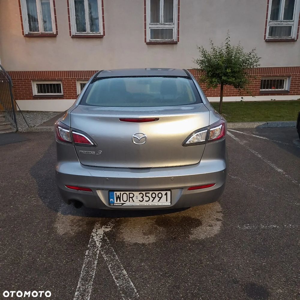 Mazda 3 - 4