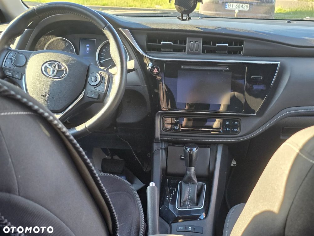 Toyota Corolla 1.6 Comfort MS - 9