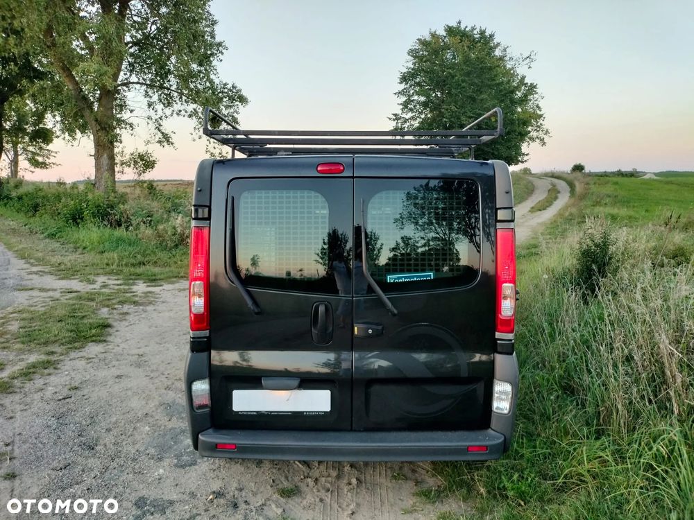 Opel vivaro - 21