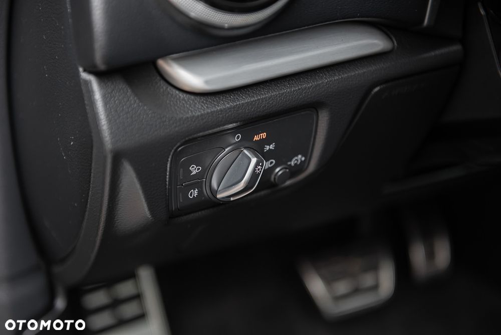 Audi S3 Limousine TFSI S tronic - 24