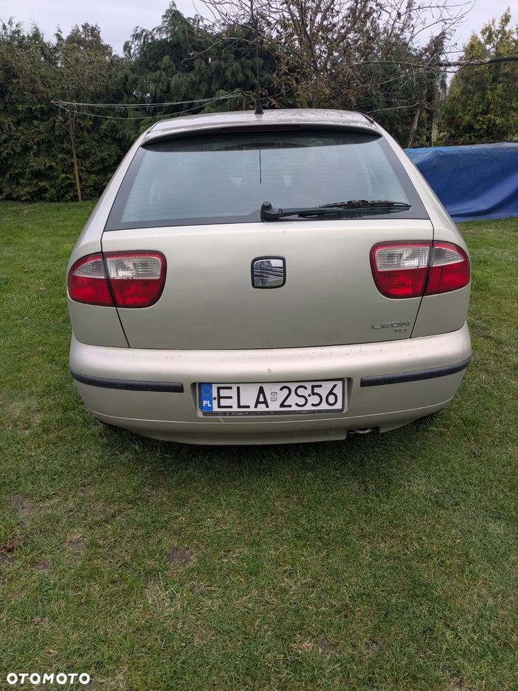 Seat Leon 1.9 TDI Signo - 4