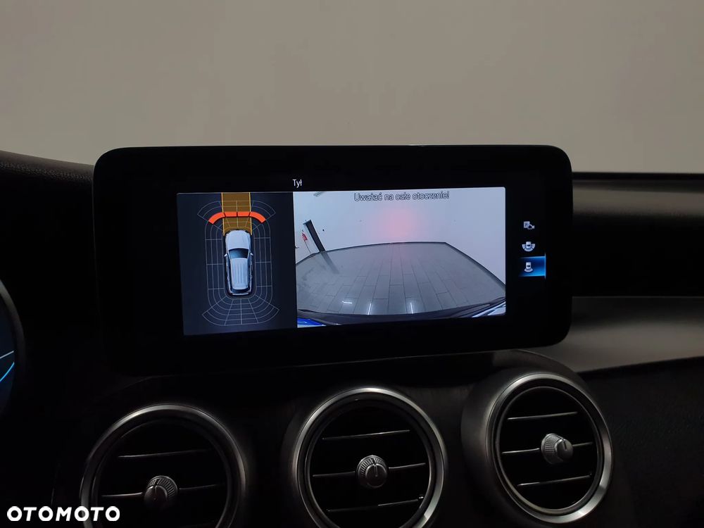 Mercedes-Benz GLC 300 de 4Matic 9G-TRONIC AMG Line Plus - 27