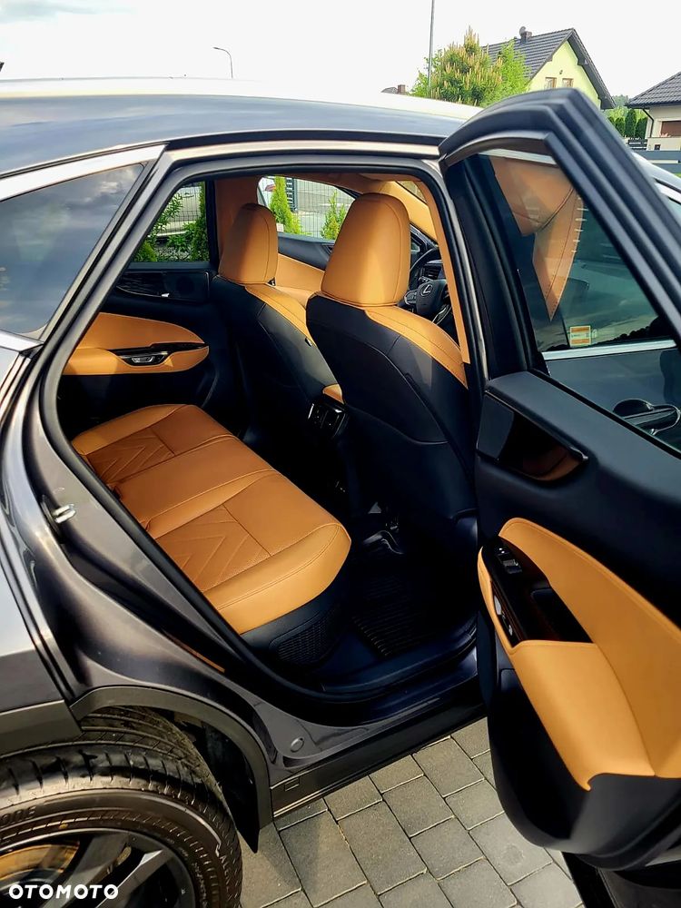 Lexus NX 350h Prestige AWD - 27
