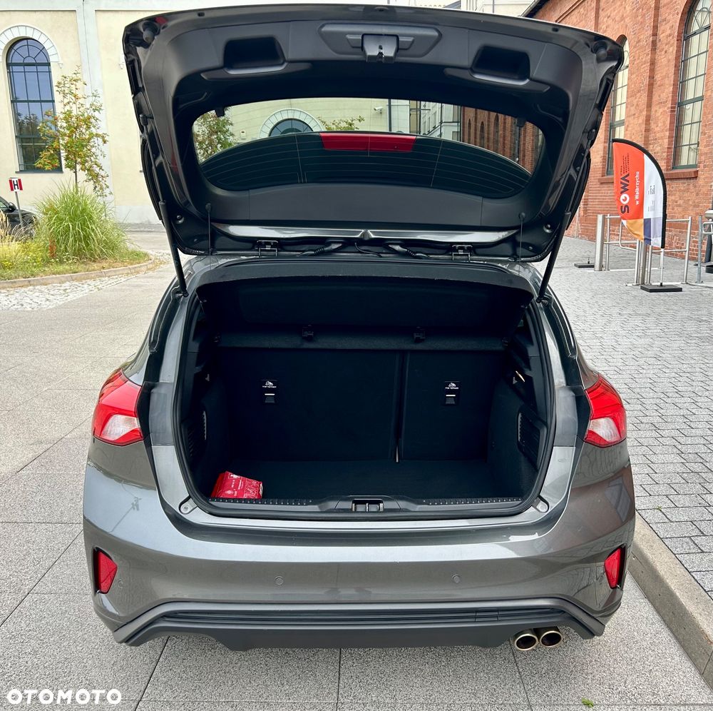 Ford Focus 1.0 EcoBoost Start-Stopp-System ST-LINE - 23