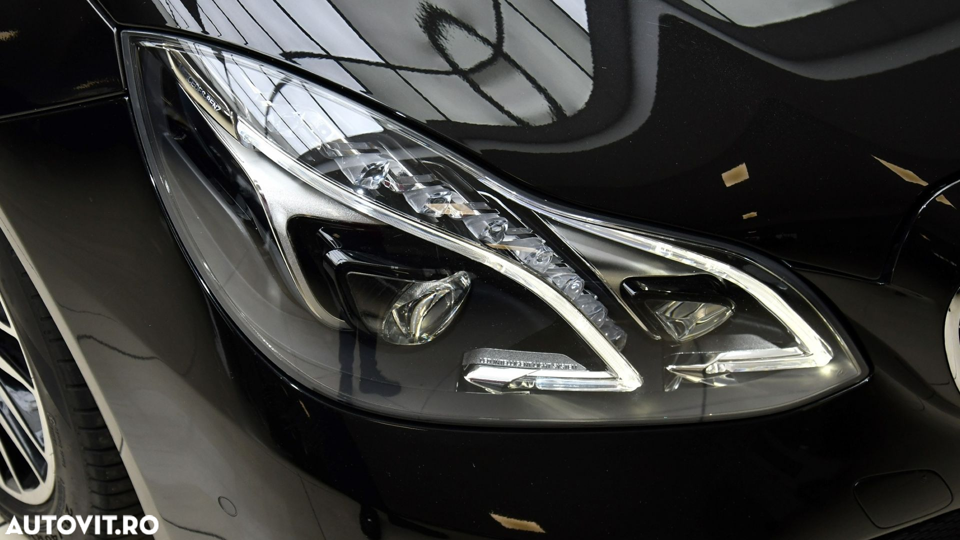 Mercedes-Benz E - 25