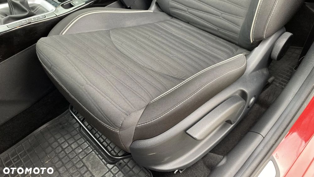 Kia ProCeed 1.5 T-GDI GT Line - 19