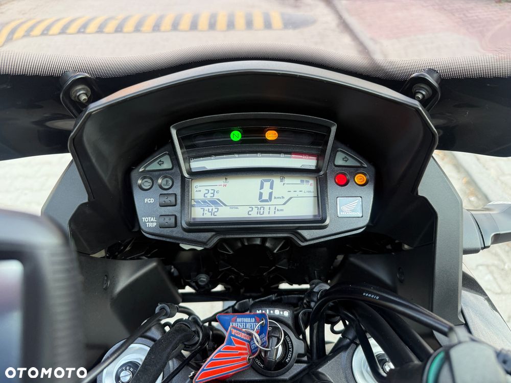 Honda VFR - 26