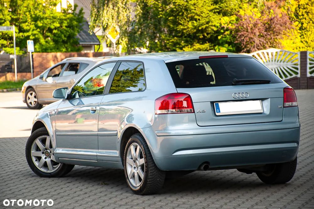 Audi A3 3-drzwiowe 1.6 Ambiente - 20