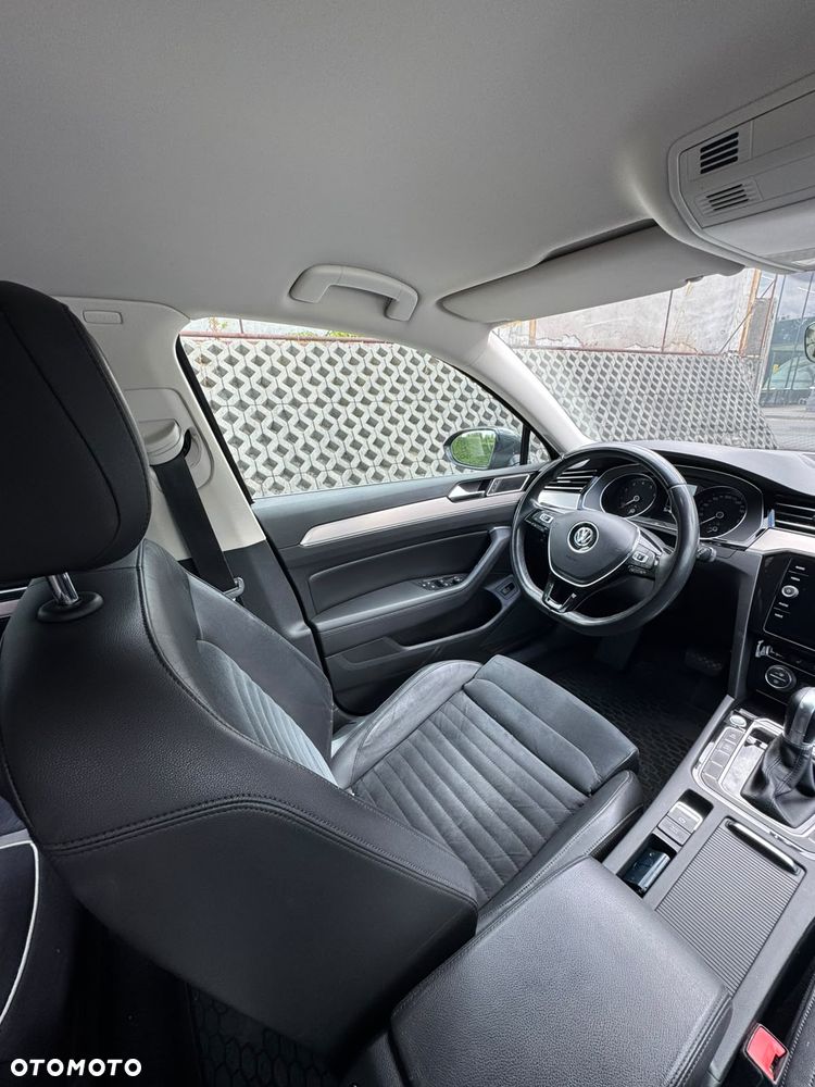 Volkswagen Passat 2.0 TSI BMT Highline DSG - 27