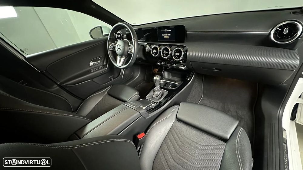 Mercedes-Benz CLA 180 d Progressive - 16