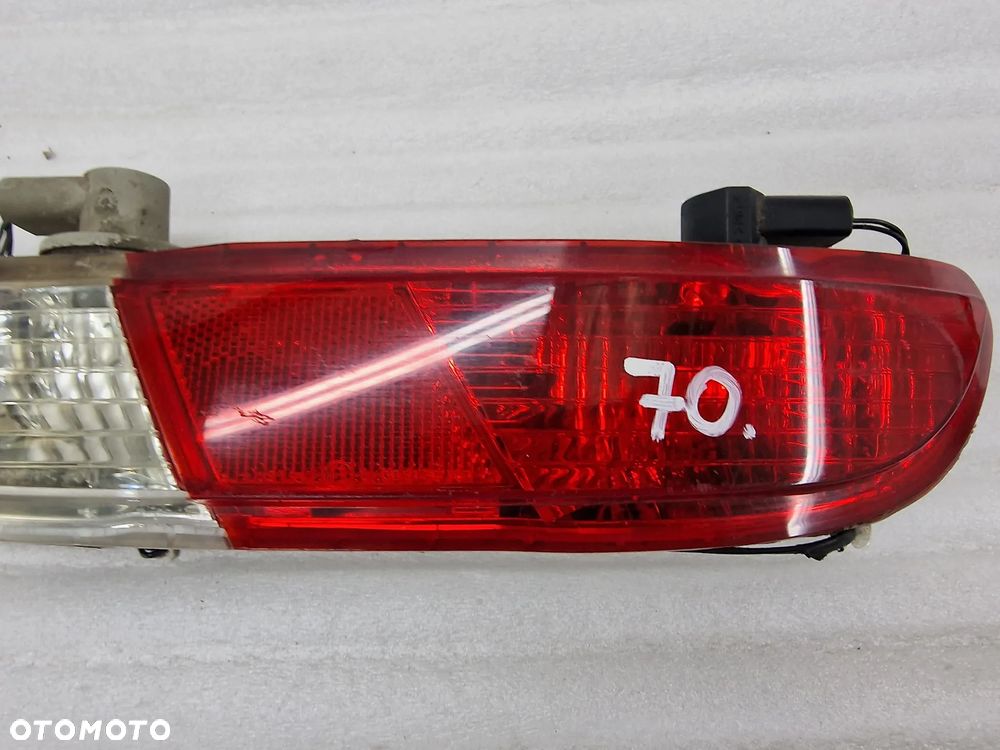 BMW E63 / E64 04- LAMPA TYLNA TYLNIA TYŁ LEWA W ZDERZAK , NR 63217165817 , NR AUKCJI H70 - 4