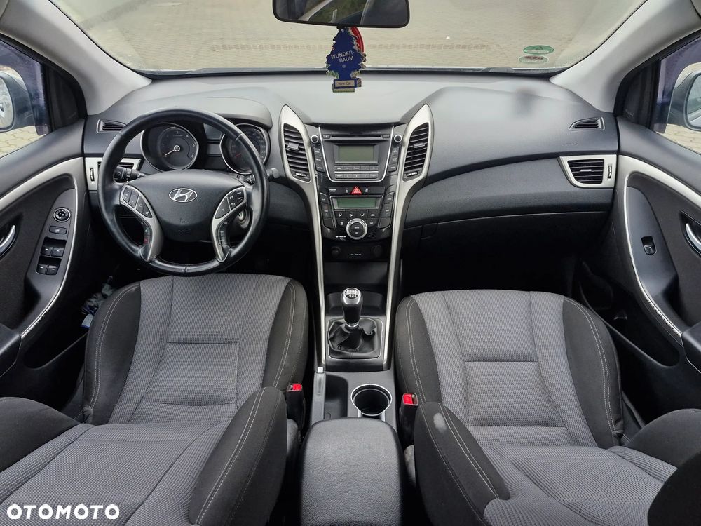 Hyundai i30 1.6 CRDi BlueDrive Premium - 21