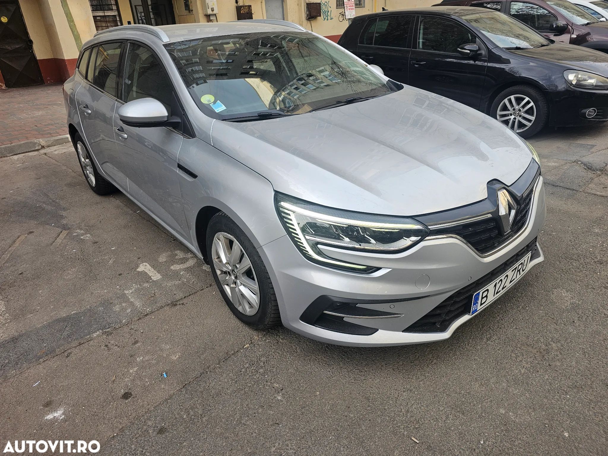 Renault Megane Estate Blue dCI EDC Intens - 1