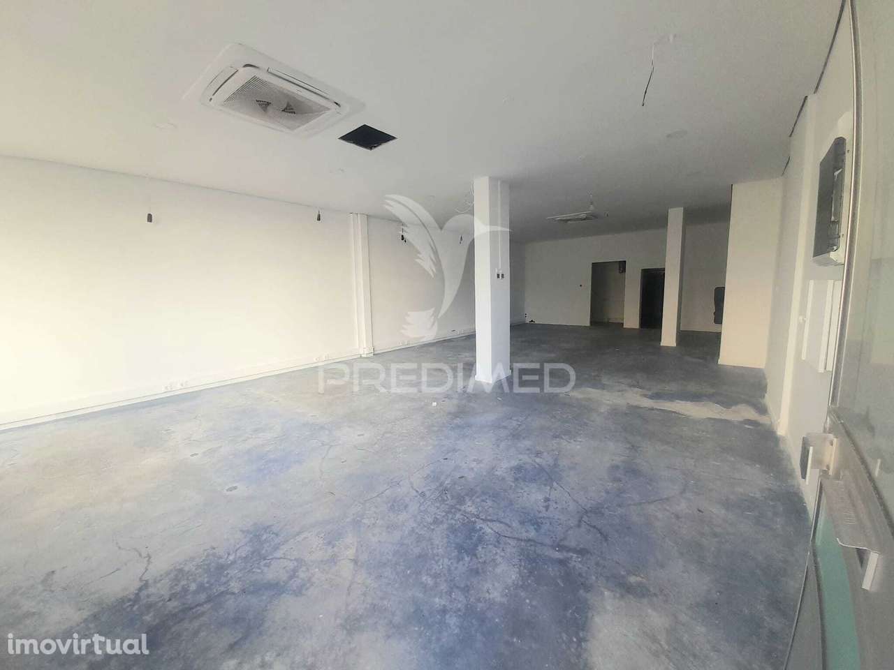 Loja Ampla, Loures. - Grande imagem: 2/23