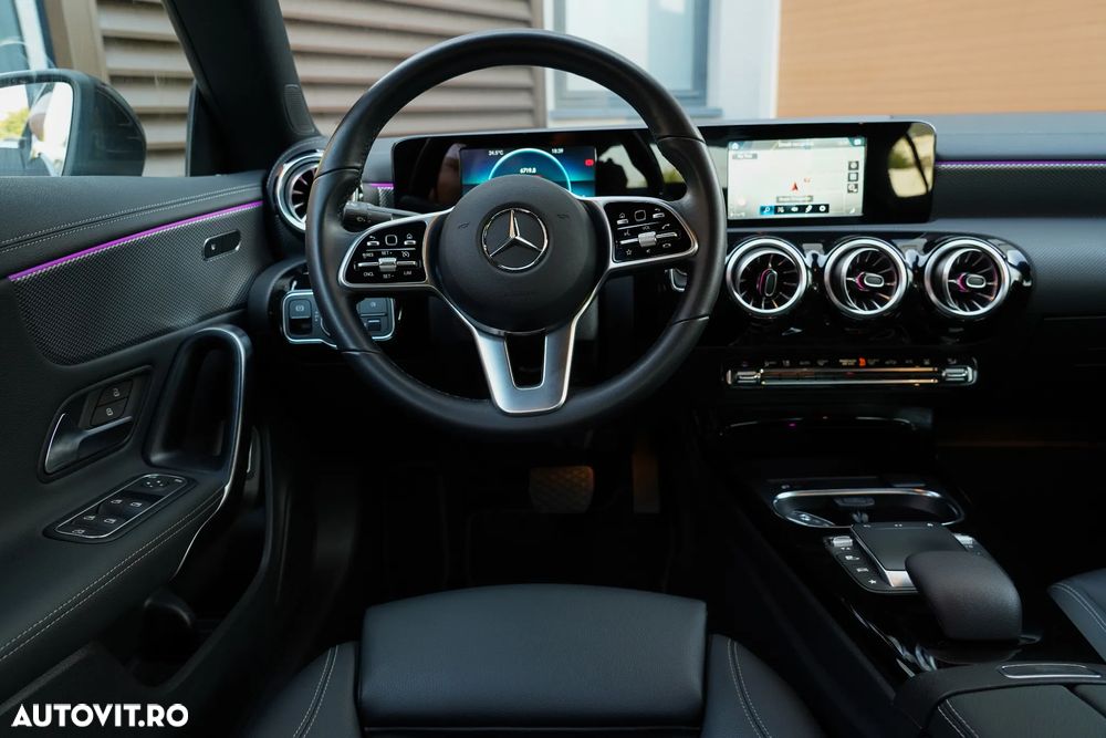 Mercedes-Benz CLA 250 e 8G-DCT - 12