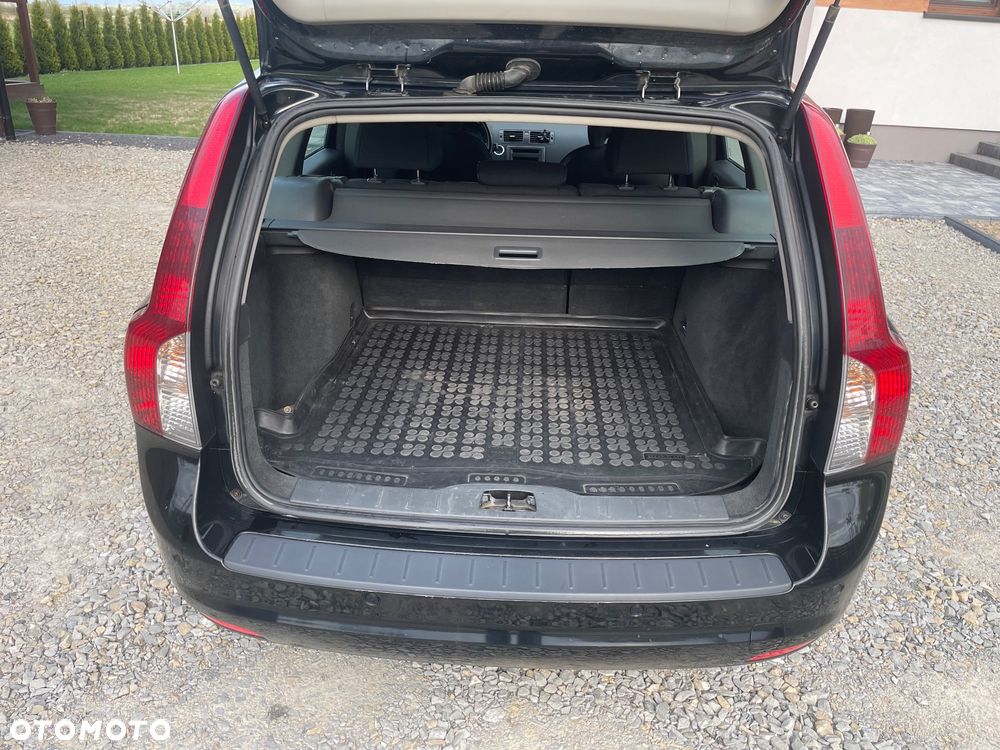 Volvo V50 1.6D - 13