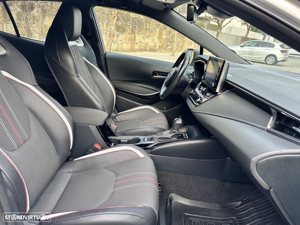Toyota Corolla 1.8 Hybrid GR-Sport - 53