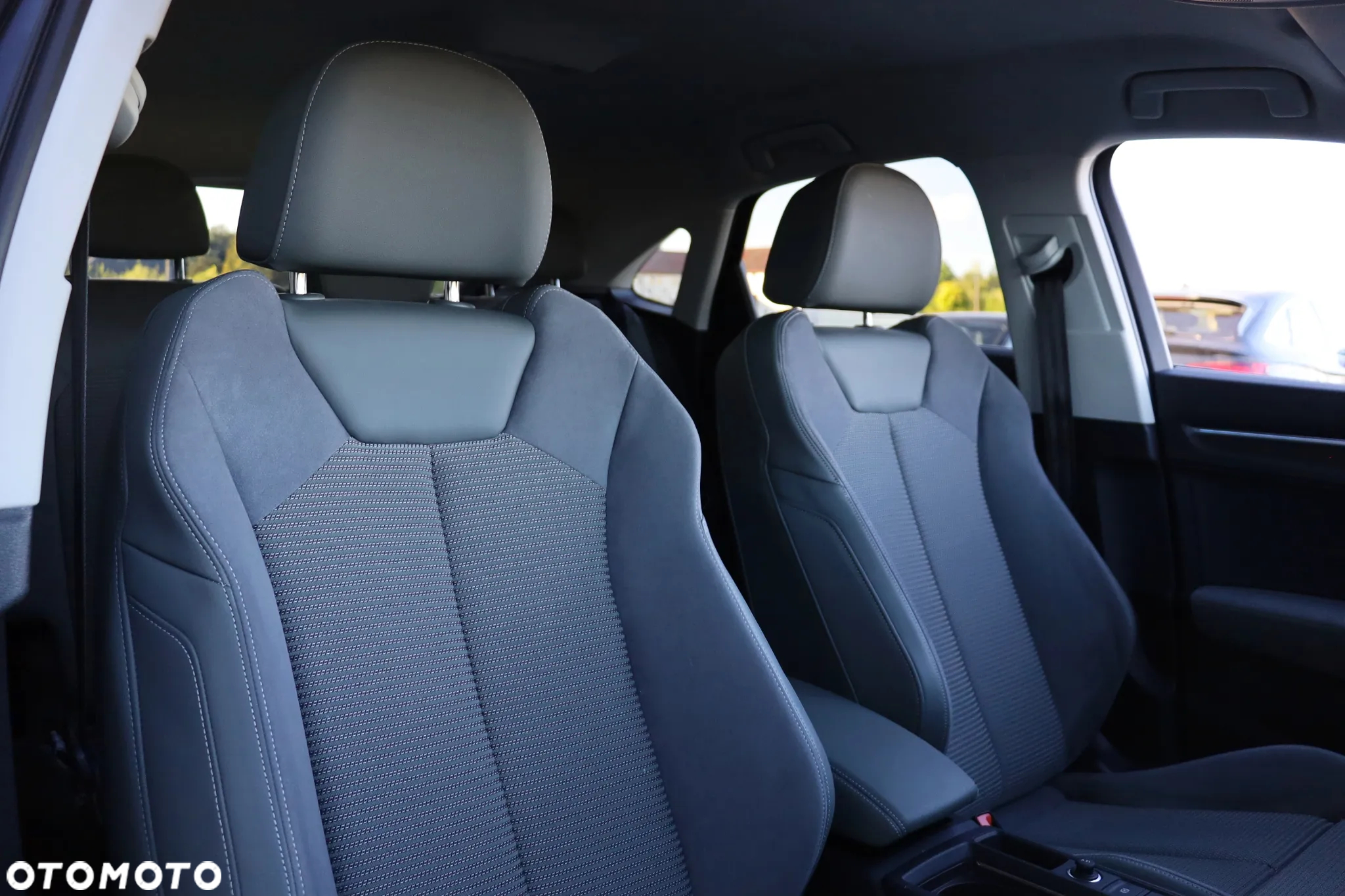 Audi Q3 35 TFSI S tronic - 12