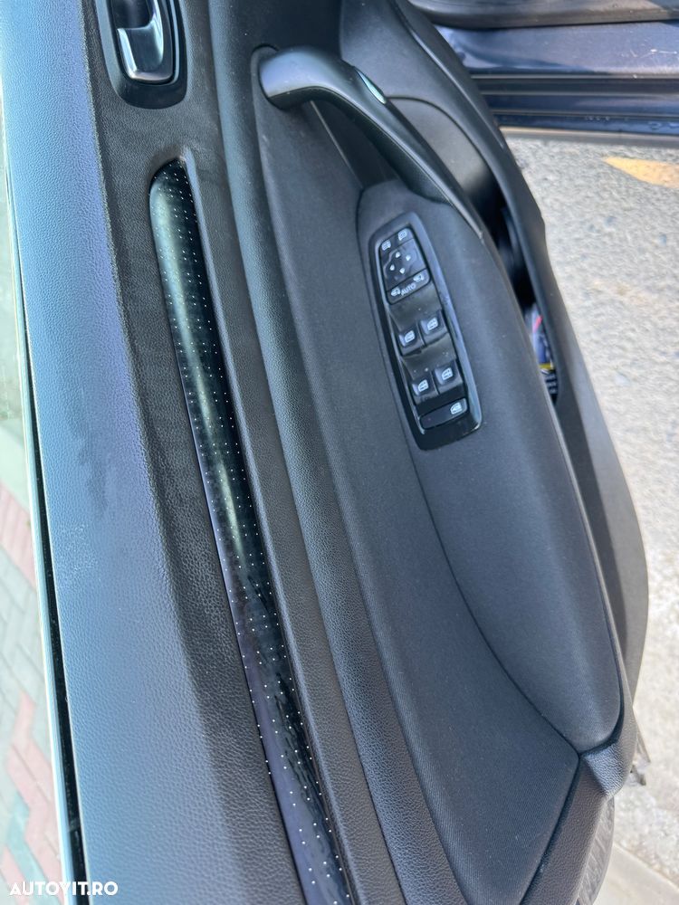 Renault Megane ENERGY dCi EDC Intens - 16