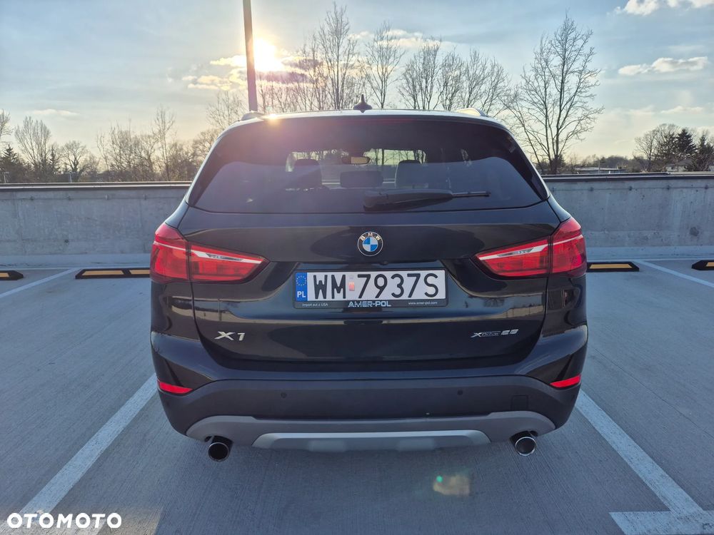 BMW X1 xDrive25i xLine - 5