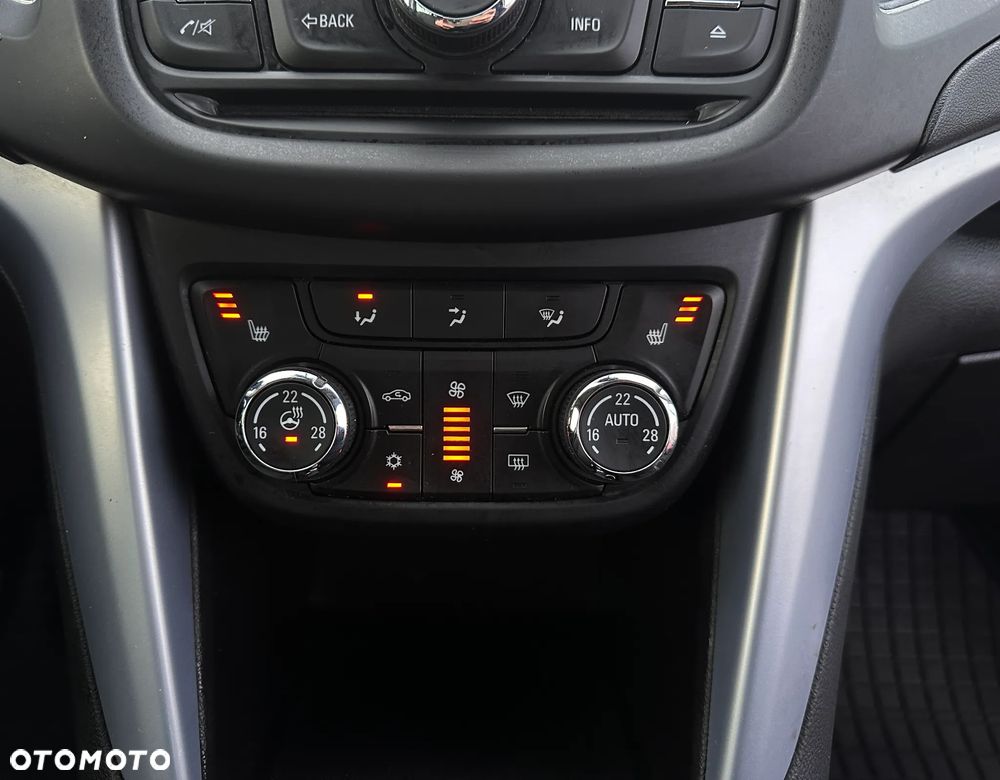 Opel Zafira - 33