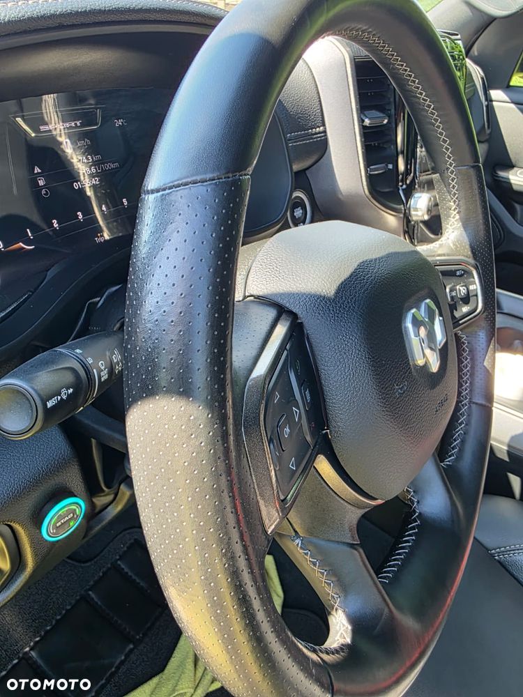 Dodge RAM 5.7 4x4 - 31