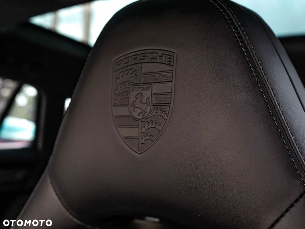 Porsche Panamera Turbo - 28