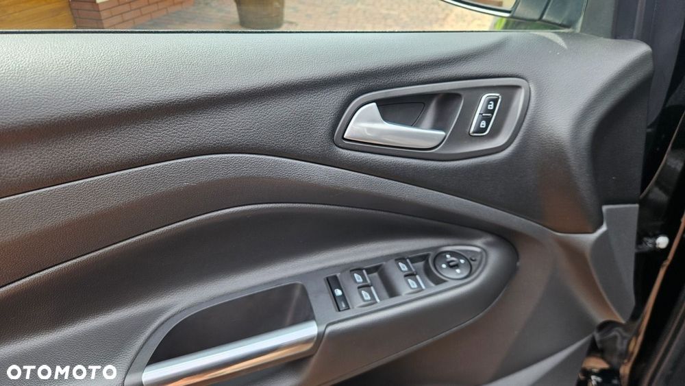 Ford Kuga 1.5 EcoBoost 2x4 Individual - 19