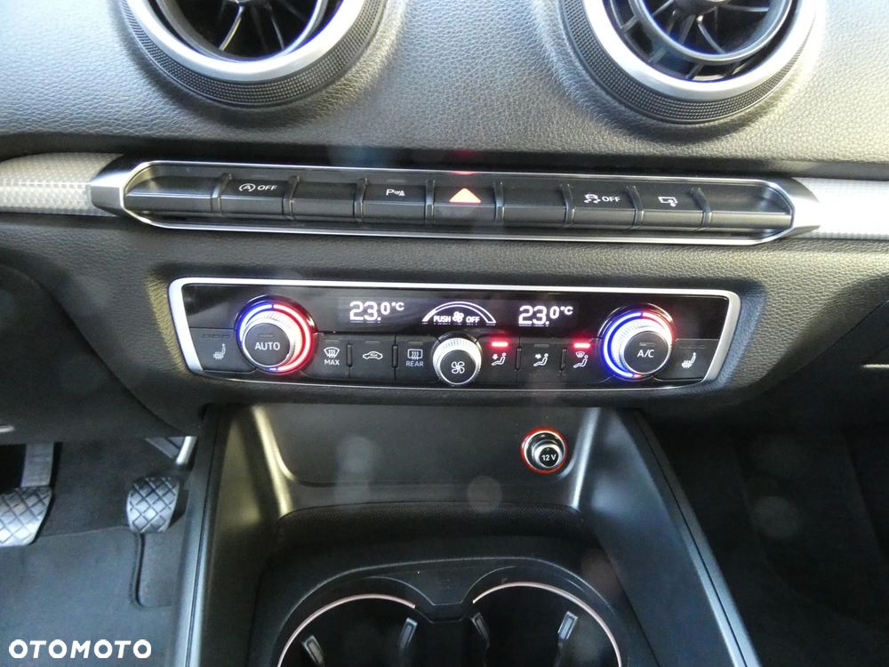 Audi A3 Sportback 1.6 TDI (clean diesel) S line Sportpaket - 34