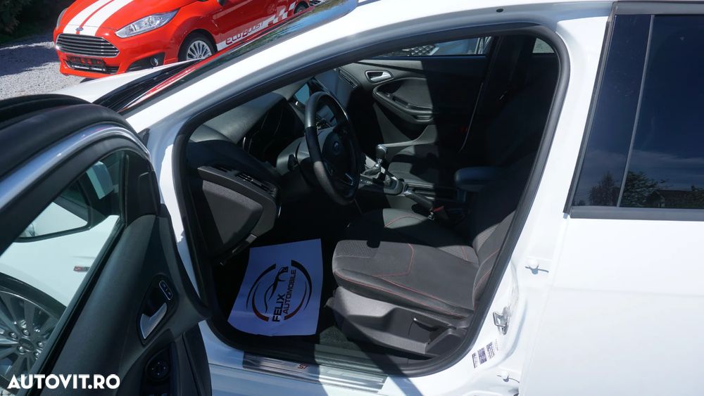 Ford Focus 1.0 EcoBoost Start-Stopp-System ST-LINE DESIGN - 7