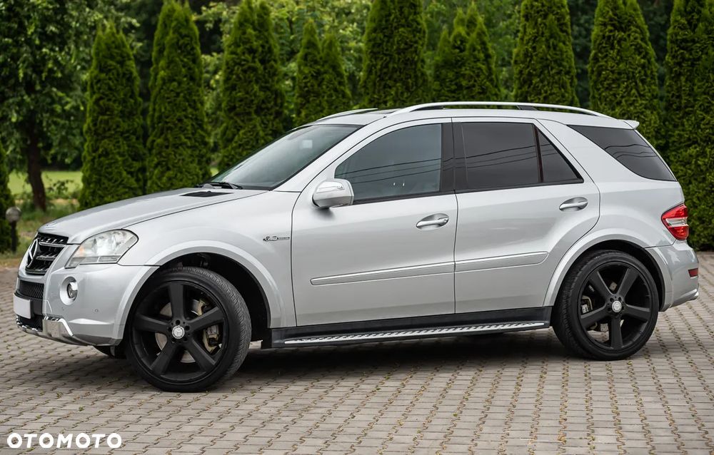 Mercedes-Benz ML 63 AMG 4Matic 7G-TRONIC 10th Anniversary - 34