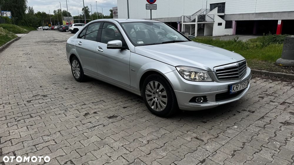 Mercedes-Benz Klasa C 180 Kompressor BlueEFFICIENCY Elegance - 2